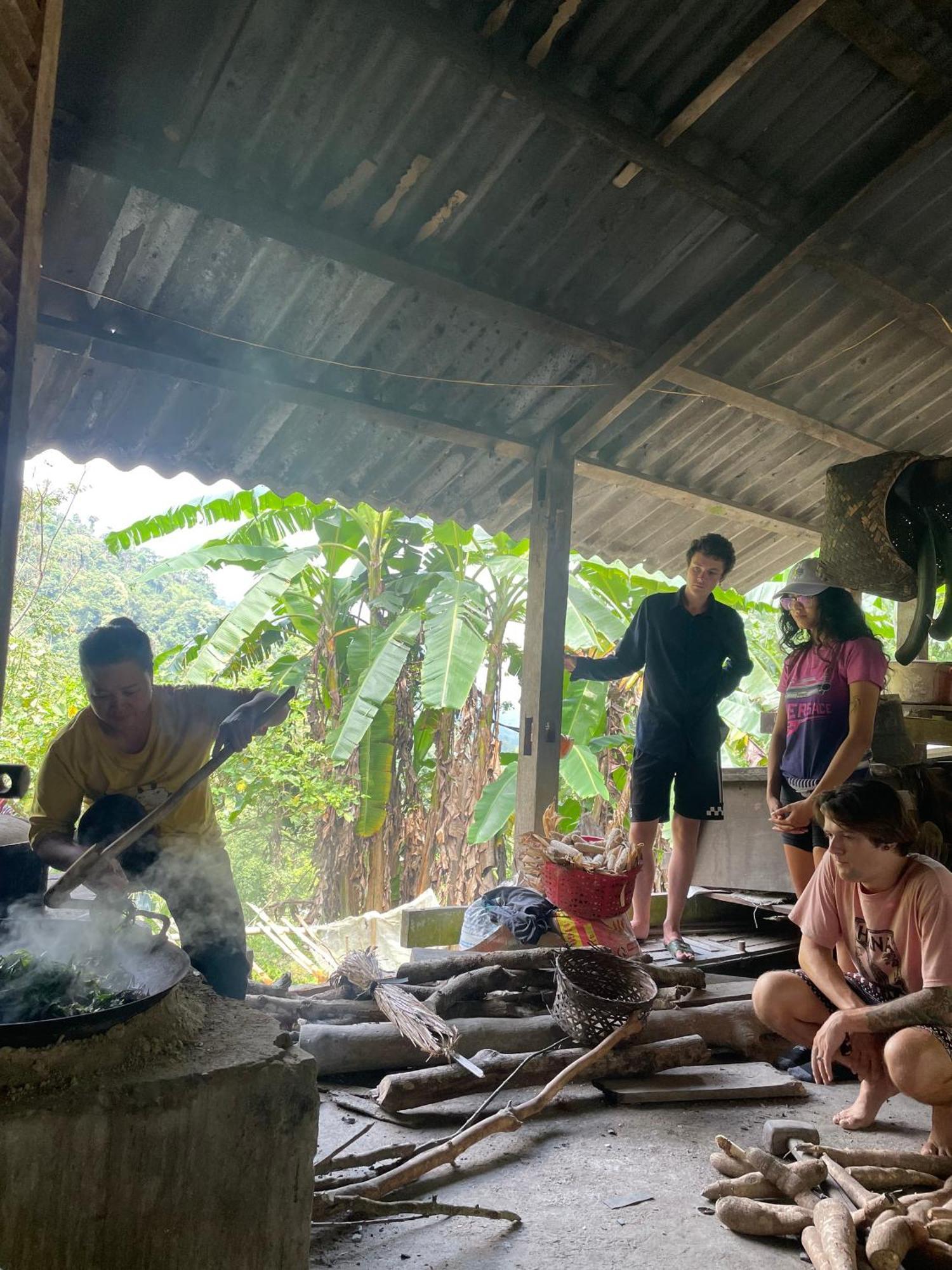 Bikki'S Jungle Homestay Ha Giang Exterior photo